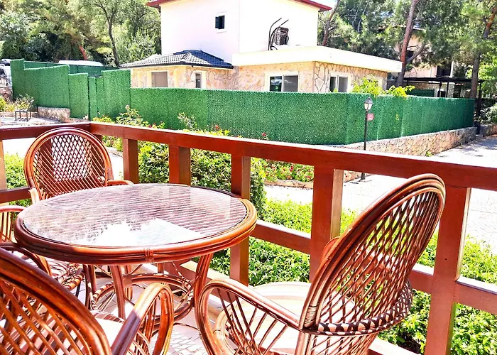 The Villages ,c2 , Havuz, Balkon, Peyzaj *